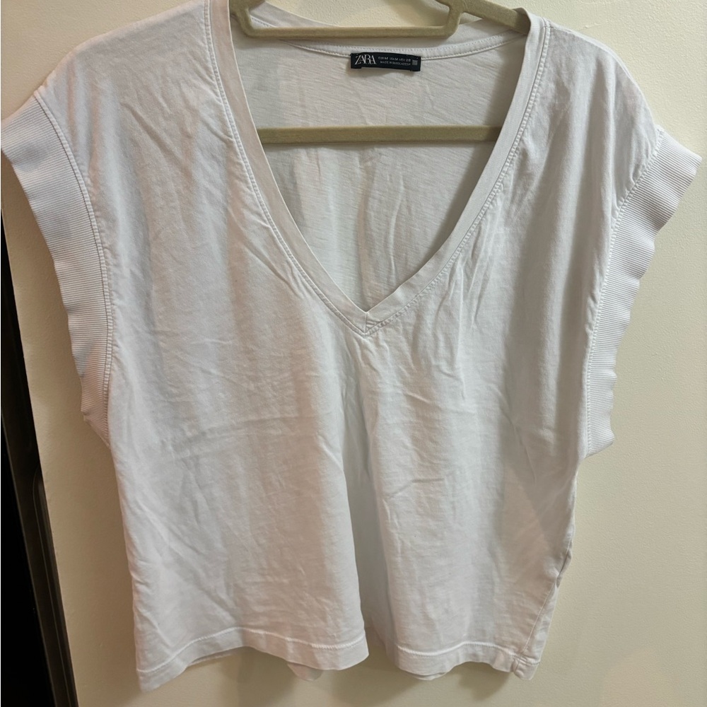 Zara Classic White V-Neck Tee